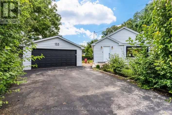 House for sale: 133 INGLEWOOD DRIVE, Oakville