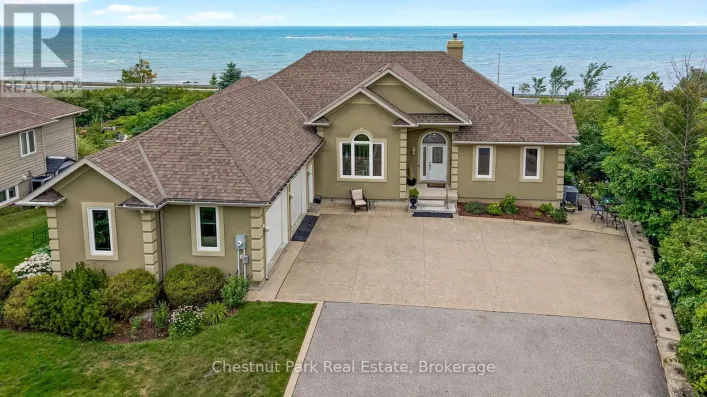 133 LAKESHORE ROAD E, Blue Mountains