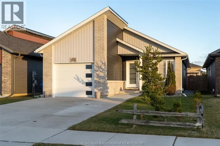 133 Moonstone CRESCENT, Chatham