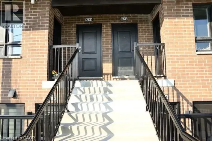1331 COUNTRYSTONE Drive Unit# A12, Kitchener