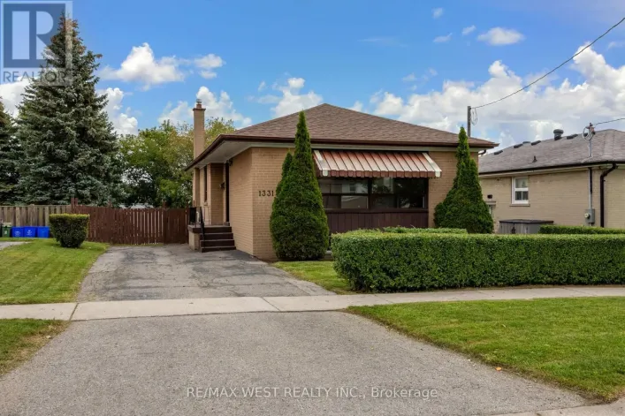 1331 SHARBOT STREET, Oshawa