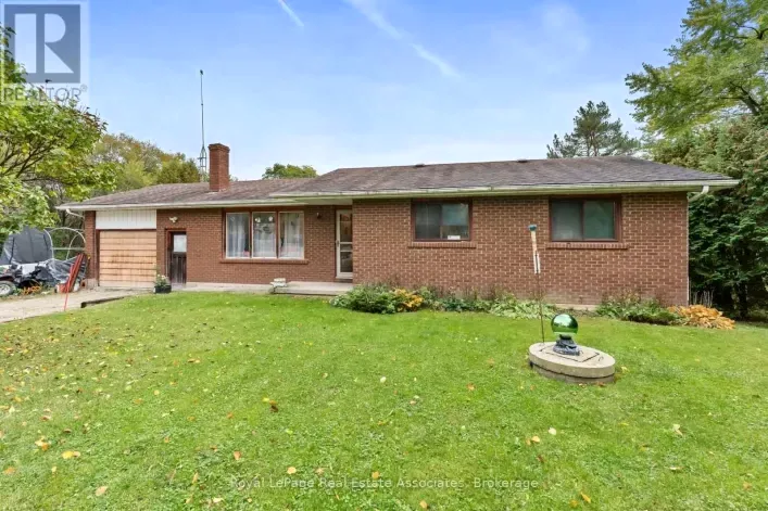 House for sale: 13330 5 SIDE ROAD, Halton Hills