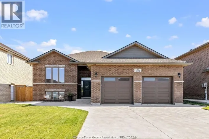 1334 Deer Run Trail, Lakeshore