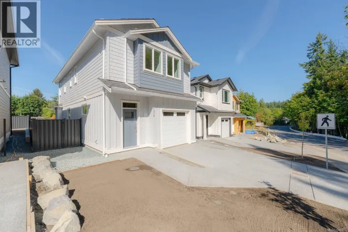 1336 Mckinley Rd, Ladysmith