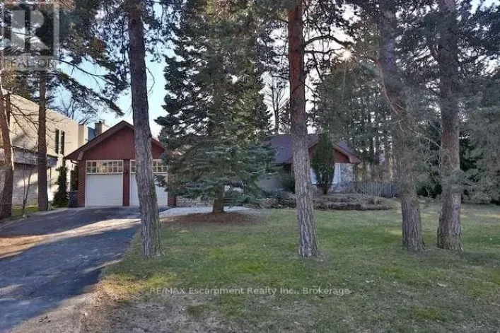 1336 QUEEN VICTORIA AVENUE, Mississauga