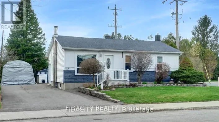 1336 ST JACQUES ROAD, Russell