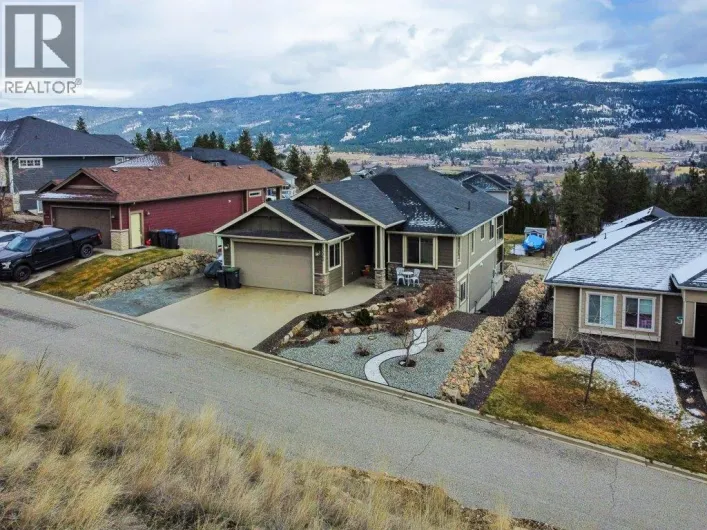 13366 Lake Hill Drive, Lake Country