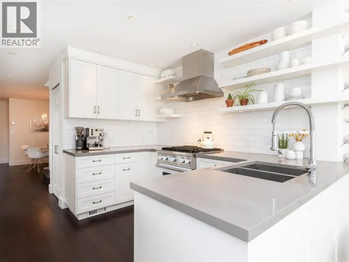 1338 ARBUTUS ST, Vancouver