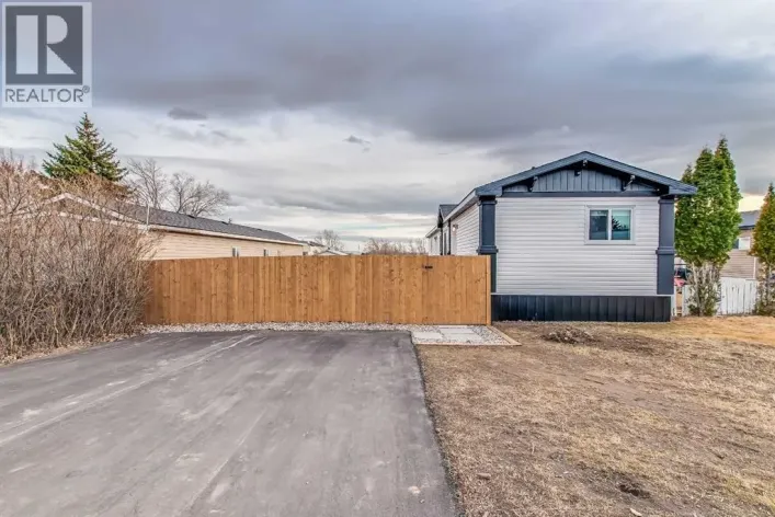 134, 4000 13th Avenue SE, Medicine Hat