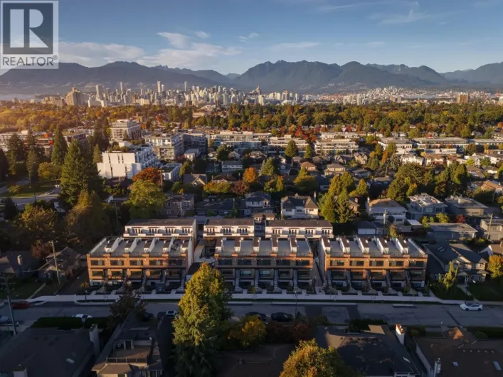 134 473 W 28TH AVENUE, Vancouver