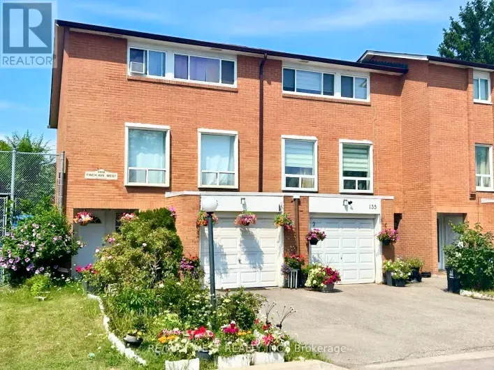 Row / Townhouse for sale: 134 - 6458 FINCH AVENUE W, Toronto