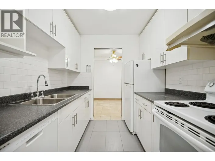 134 8411 ACKROYD ROAD, Richmond