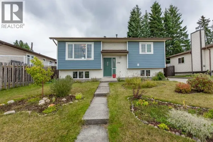 134 Clark Street, Hinton