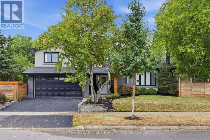 134 FAIRWOOD PLACE W, Burlington