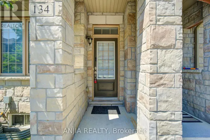 134 FREDERICK WILSON AVENUE, Markham