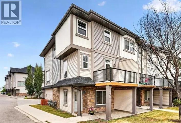 134 New Brighton Landing SE, Calgary