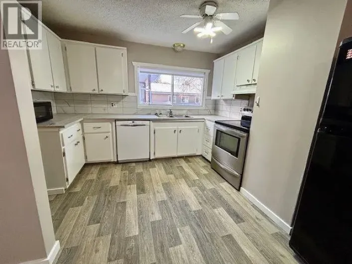 134 Sherwood Drive, Hinton