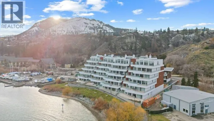 13419 Lakeshore Drive S Unit# 101, Summerland
