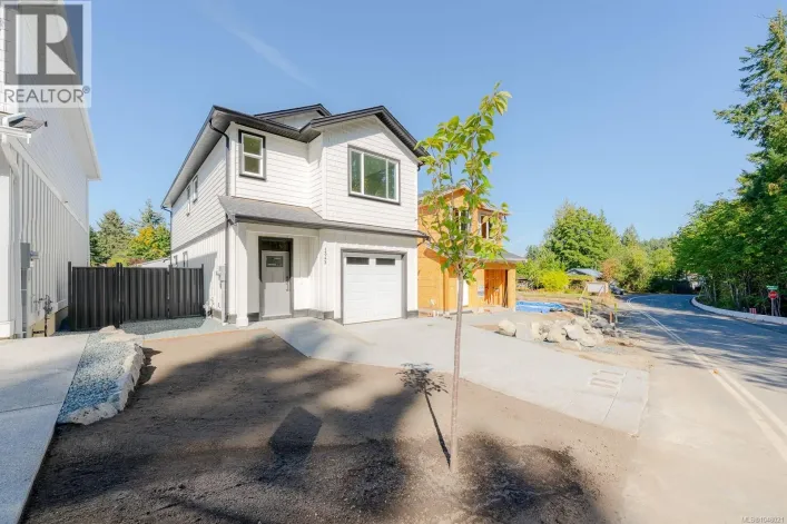 1342 Mckinley Rd, Ladysmith