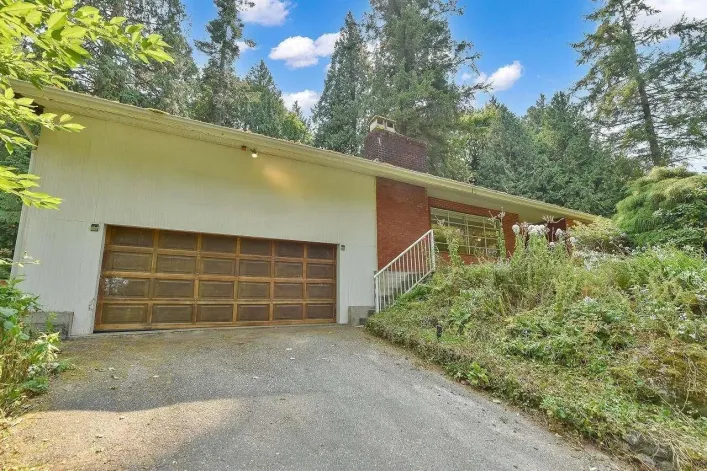 13428 CRESCENT ROAD, Surrey