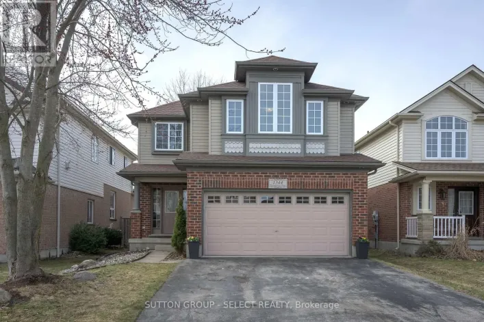 1344 PLEASANTVIEW DRIVE, London North