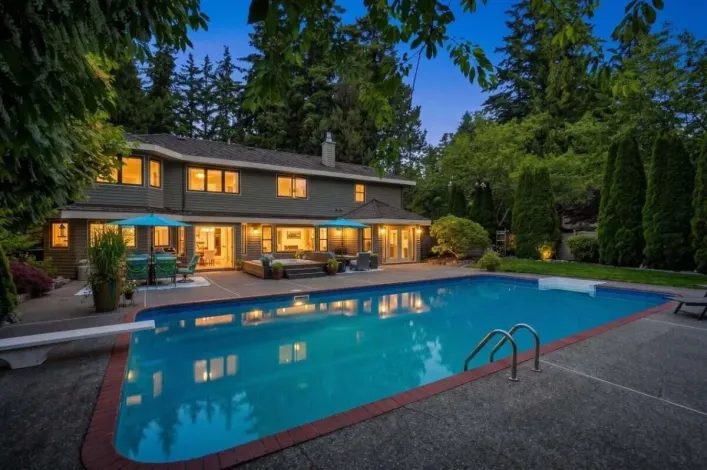 13446 19 AVENUE, Surrey