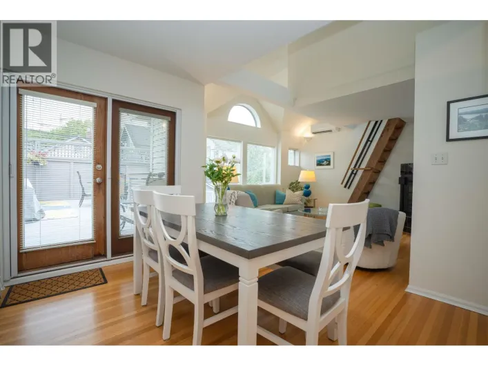 1346 LABURNUM STREET, Vancouver
