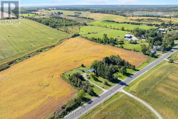 1346 PENETANGUISHENE ROAD, Springwater