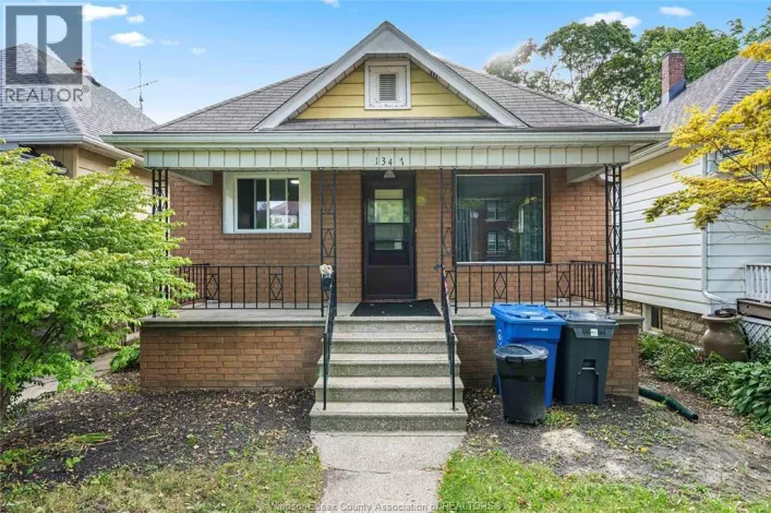 1347 Lincoln, Windsor