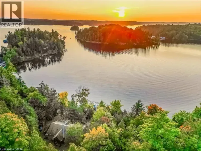 House for sale: 1347 ROSSEAU Road Unit# 10, Utterson