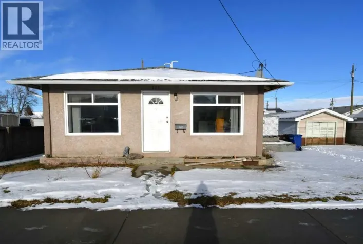 135 21 Street, Fort Macleod