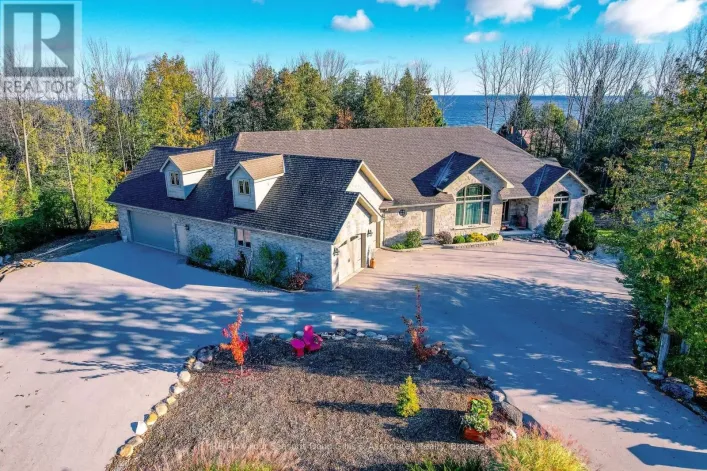 135 ALGONQUIN DRIVE, Meaford
