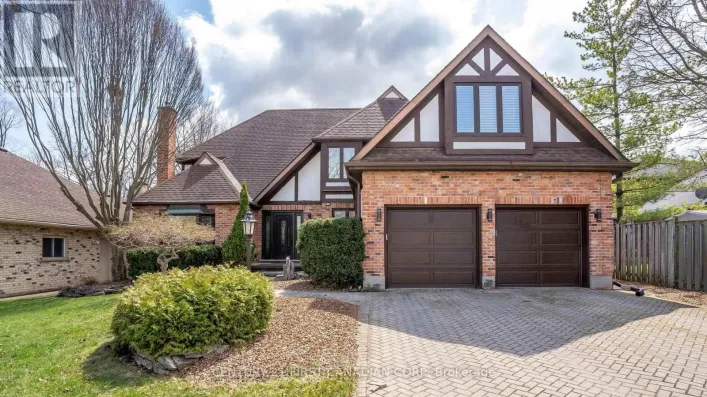 135 AMBLESIDE DRIVE, London North