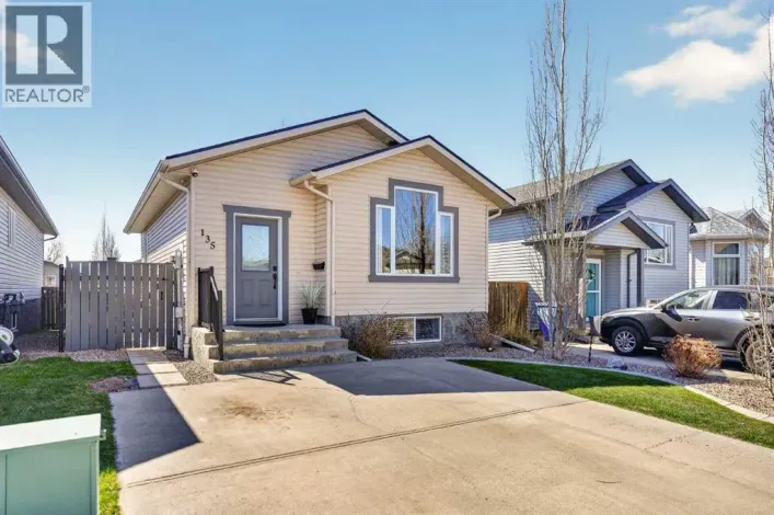 135 Blackfoot Court W, Lethbridge