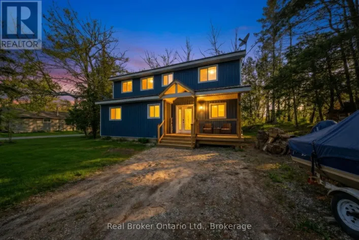 135 CAMP LANE, Tweed)