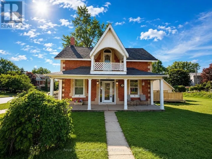 135 COLBORNE STREET, Kawartha Lakes