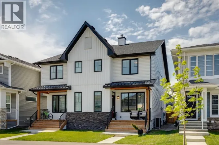 135 Creekstone Drive SW, Calgary