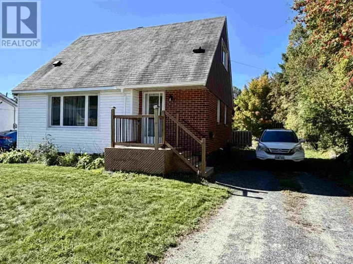 135 Dieppe AVE, Elliot Lake