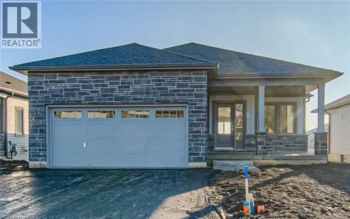 135 ELLEN Street, Atwood