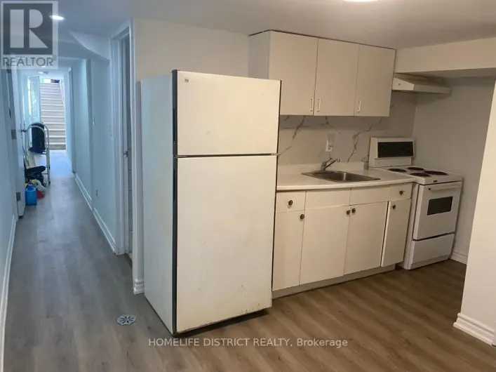 135 EMERSON AVENUE, Toronto