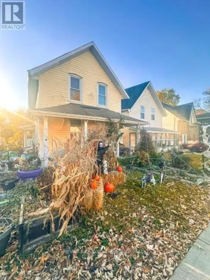 135 GREEN STREET, Deseronto)