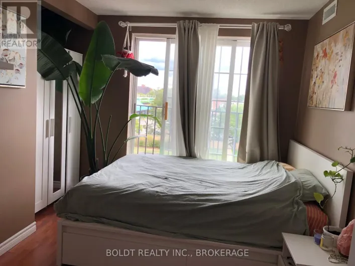 135 JAMES ST S 304 STREET, Hamilton