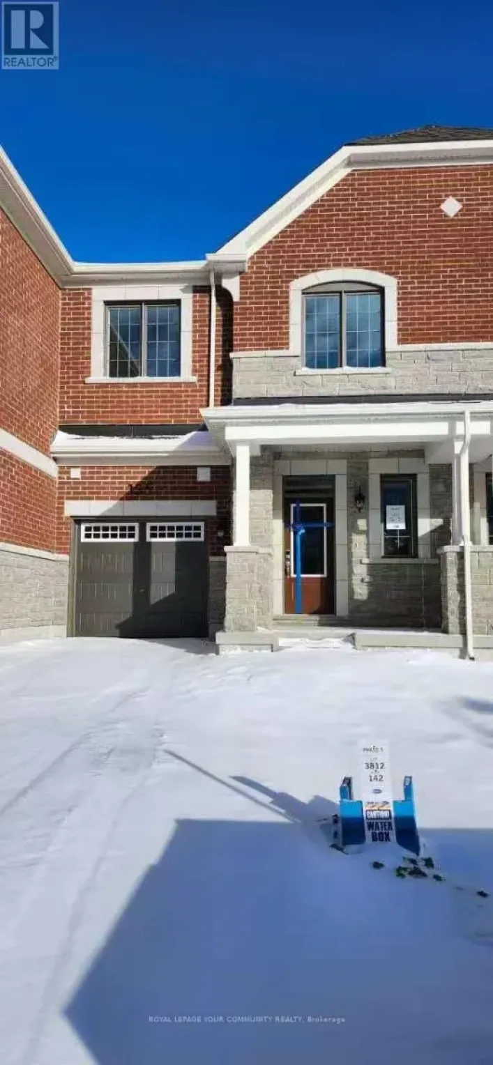 135 LESLIE RICHARDS STREET, Markham