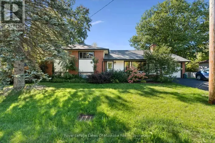 135 MUSKOKA BEACH ROAD, Gravenhurst)