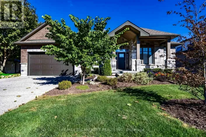 135 NEW LAKESHORE ROAD, Norfolk