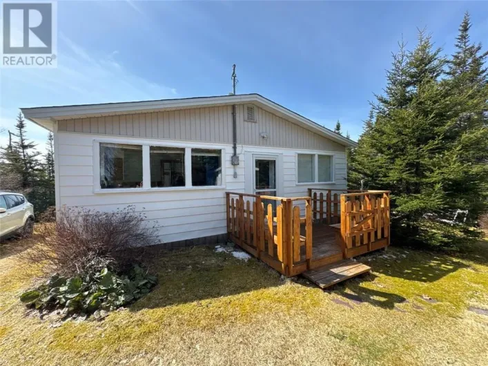 135 Nine Mile Road, Colinet