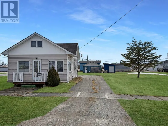 135 QUEEN STREET, Mattice-Val Cote