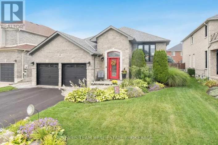 135 SANDRINGHAM DRIVE, Barrie