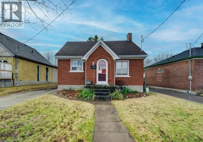 135 STIRLING Avenue S, Kitchener