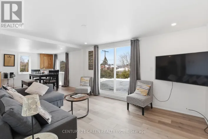 135 VILLAGE STREET, Hastings Highlands